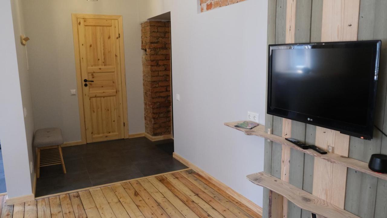 Historic Apartment With Wooden Floors In The Hearth Of Old-Town Ρίγα Εξωτερικό φωτογραφία